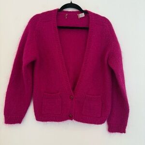 Vintage 80s sz small Mohair blend fuchsia hot pink Cardigan sweater knit no tag